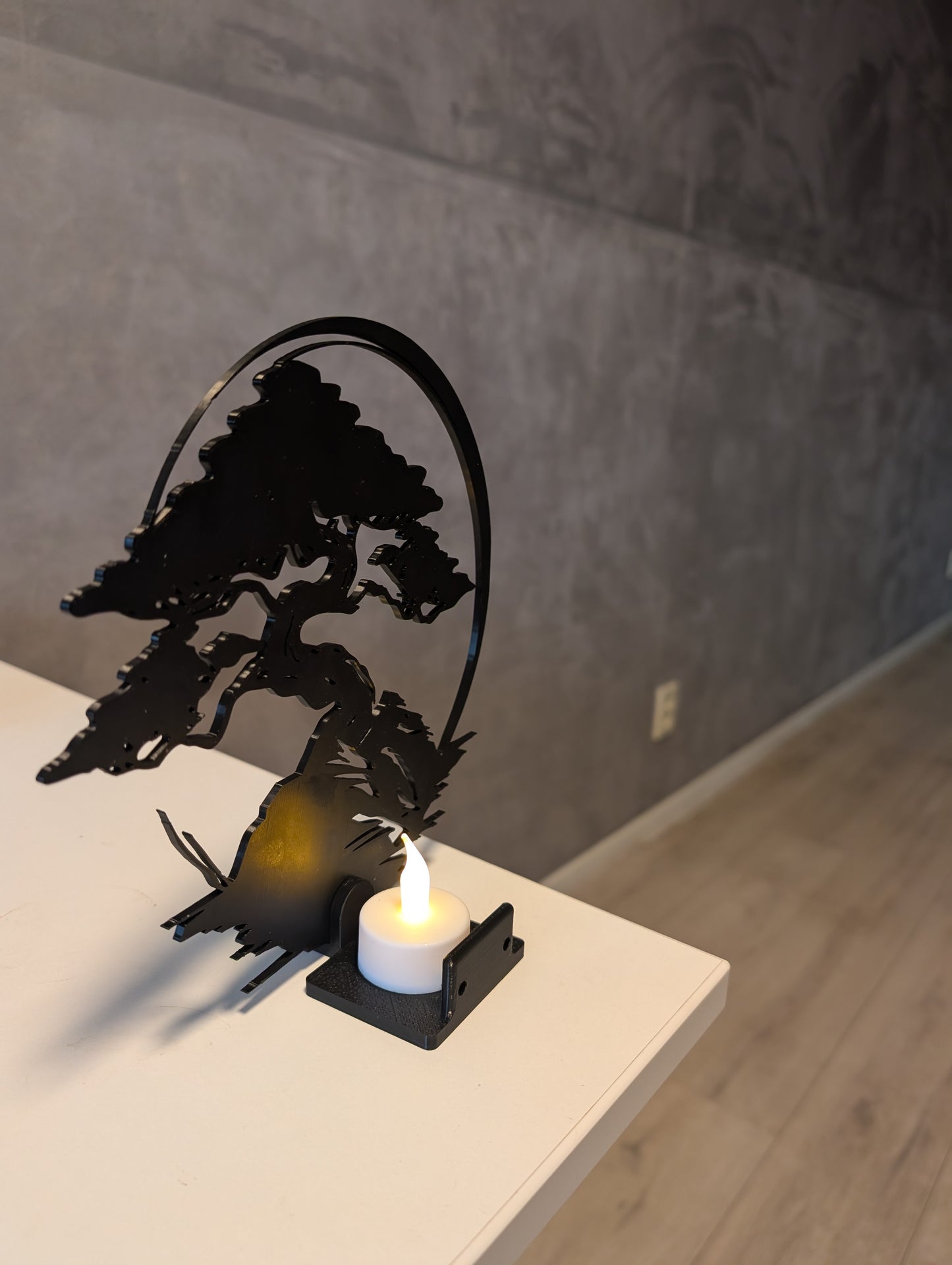 Bonsai with Tealight Holder – Zen & Minimalist Design