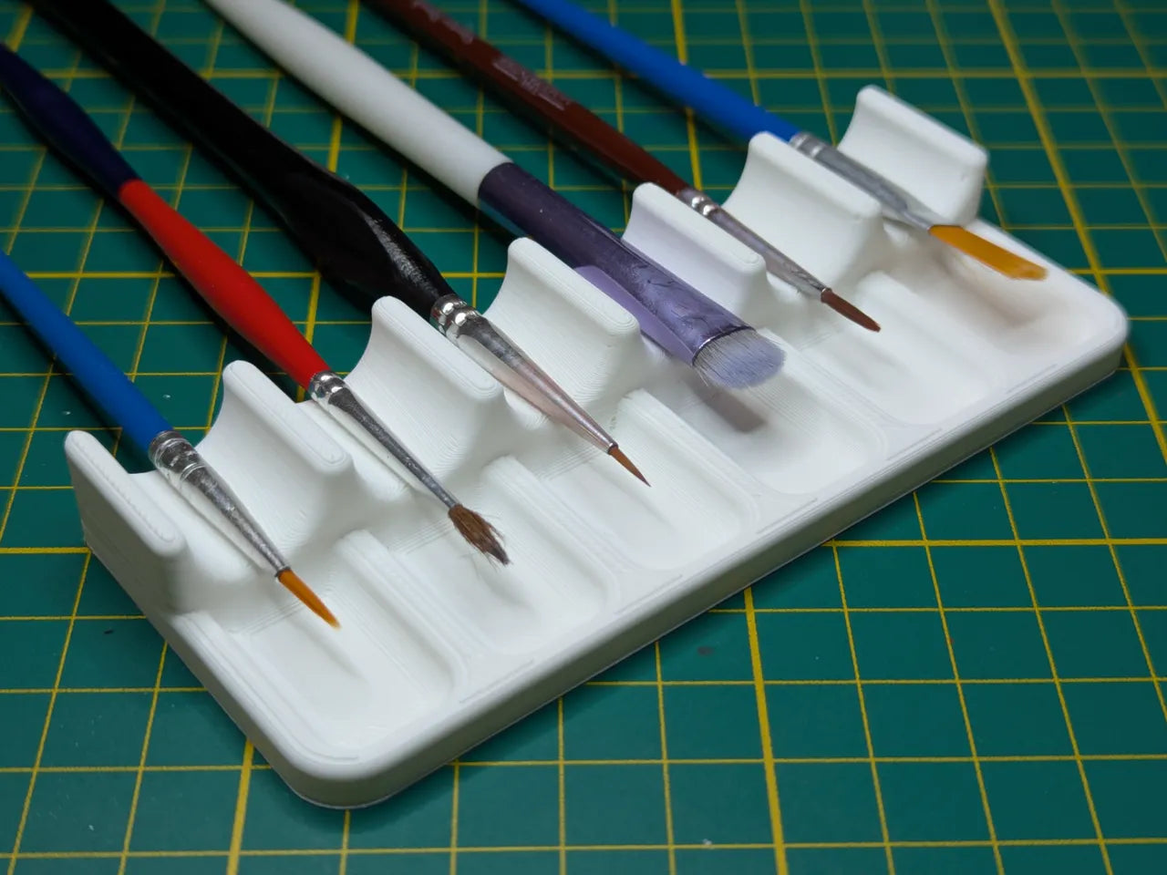 Brush Holder – For Painting